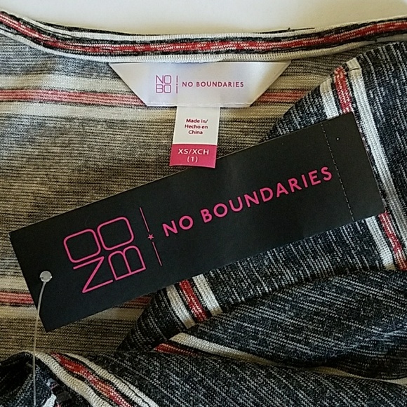 Juniors' Tie Front Stripe Top - Picture 4 of 4